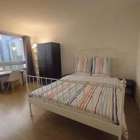4 Bedrooms, La Defense, 5 Min Walk To Metro Apartment